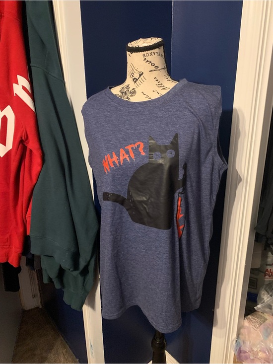 Tops - Women’s Blue Graphic Tank Top with Cat Print